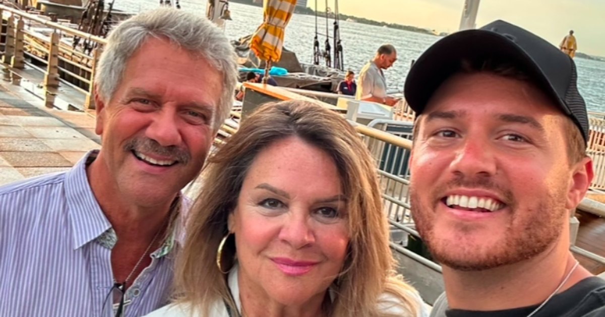 Peter-Weber-and-Parents-271070